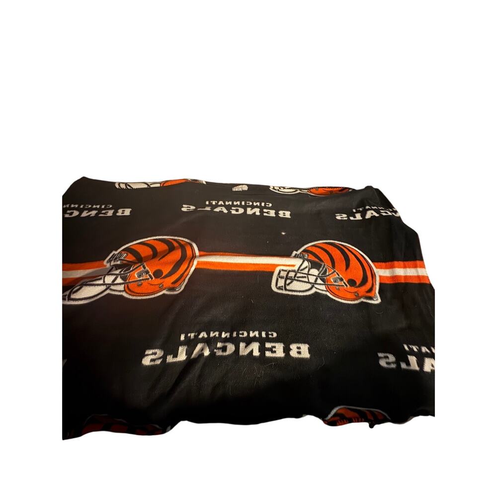 Cincinnati Bengals Throw Blanket Black Orange NFL Team Logo